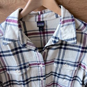 Patagonia Long-Sleeved Organic Cotton Midweight Fjord Flannel Shirt